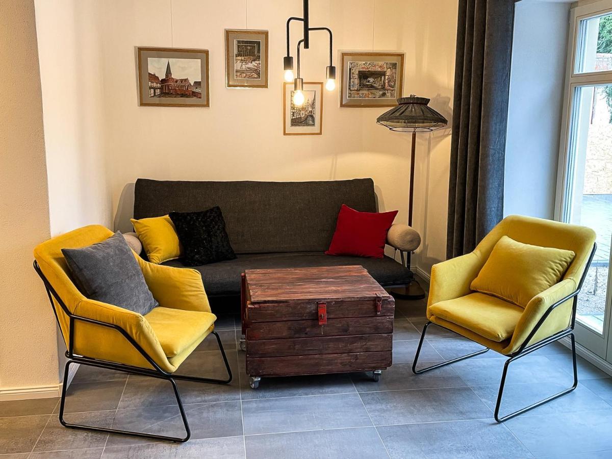 stilvolle, zentrale Ferienwohnung mit Parkplatz Salzwedel Exterior foto