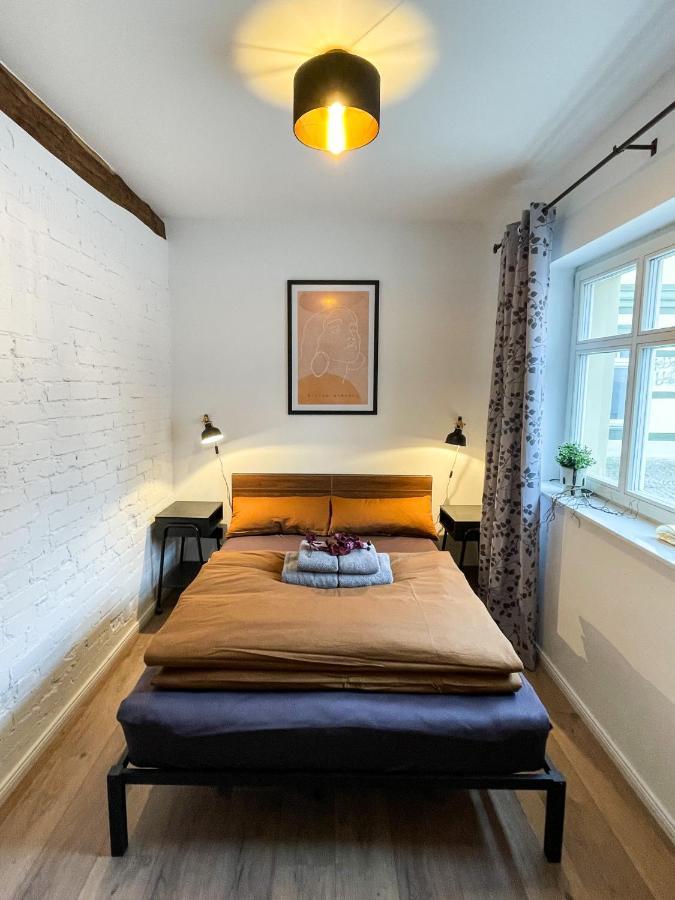 stilvolle, zentrale Ferienwohnung mit Parkplatz Salzwedel Exterior foto
